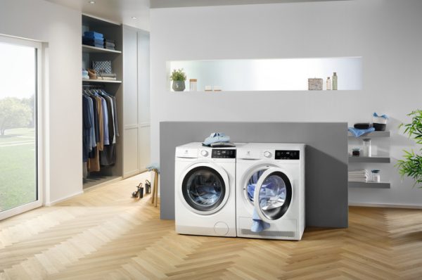 Electrolux Πλυντήριο Ρούχων 8kg 1200 Στροφών EW6F328W