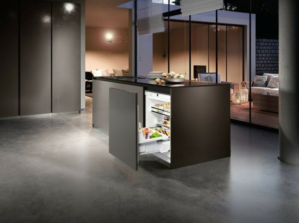 Liebherr UIKo 1560 Premium Εντοιχιζόμενο Mini Bar 132lt Υ88xΠ60xΒ55εκ. Λευκό