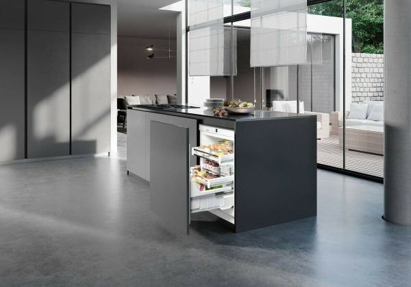 Liebherr UIKo 1550 Premium Εντοιχιζόμενο Mini Bar 132lt Υ88xΠ60xΒ55εκ. Λευκό