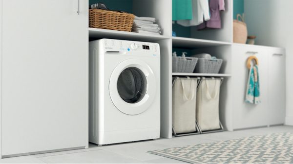 Indesit Πλυντήριο Ρούχων 6kg 1000 Στροφών BWSA 61051 W EU N F161672