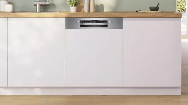 bosch-smi4ecs08e-entoixizomeno-plynthrio-piatwn-598cm-gia-14-serbitsia-leyko-me-wi-fi